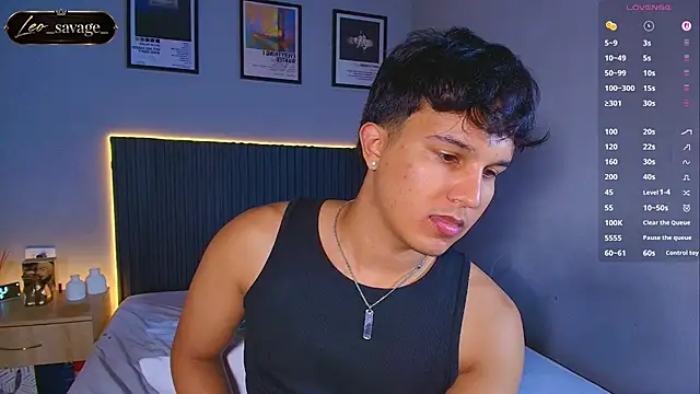 Leo_Savage_ webcam