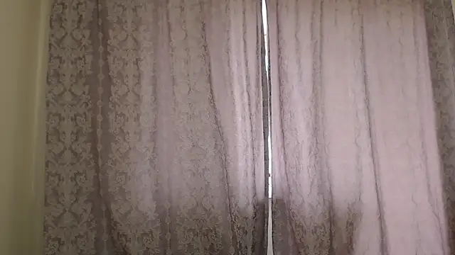 ChloeBrooklyn live cam on StripChat