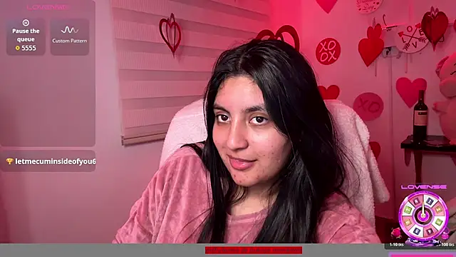 cloe_small webcam