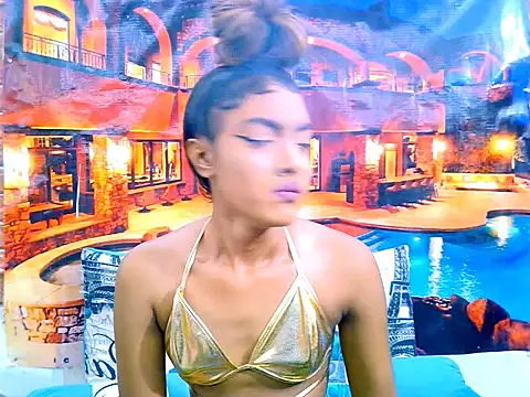 IndianPretty14u2Luv webcam