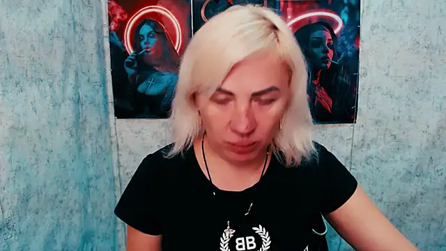 LilaCandy6 live cam preview