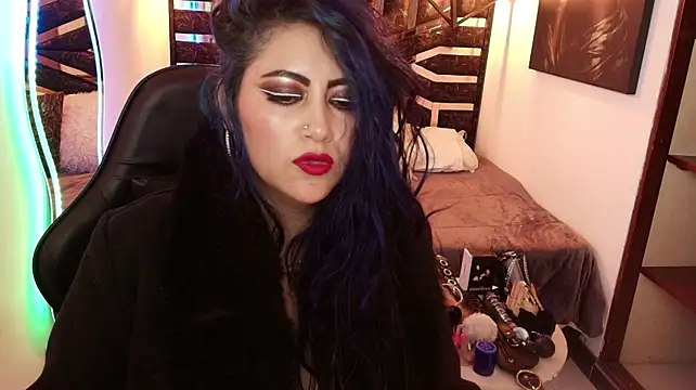 scarleth_blue webcam