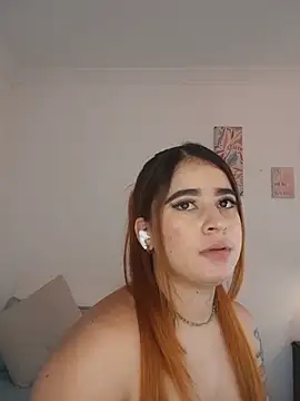 MartinaConnorr webcam