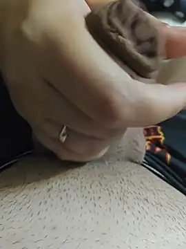 MadaamJizz_DickLewd webcam