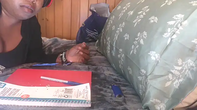 angeliquebelcali live cam preview
