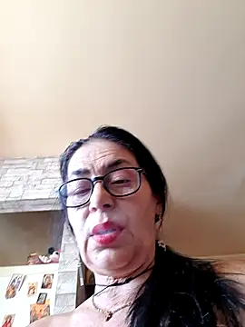 Love_Tina_Forever webcam