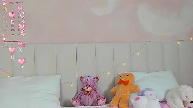 AdeleSilvy live cam on StripChat