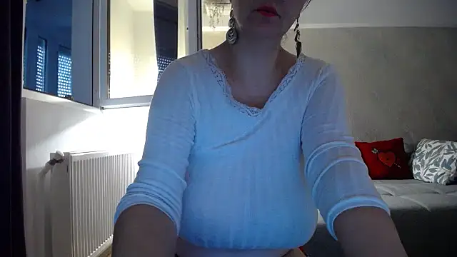 Mary_x
