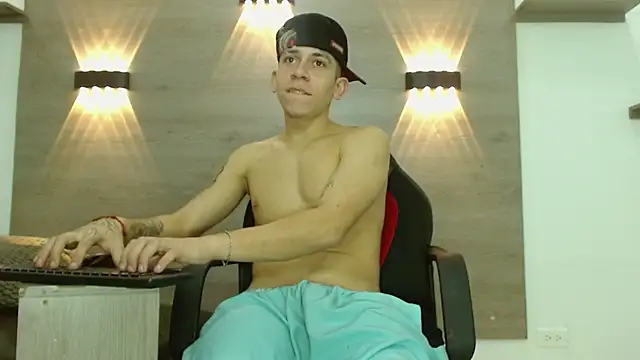 Gaeliitto live cam on StripChat