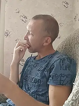 _uncle_Mitya-43_ live cam on StripChat