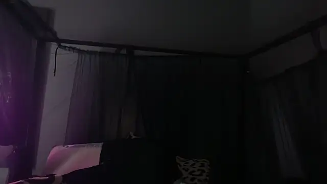 Altslxt live cam on StripChat