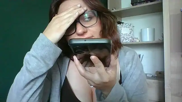 sensual_paris live cam preview