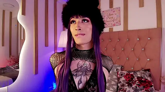 Daphne_Velmont