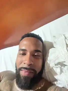 Chocoficial live cam on StripChat