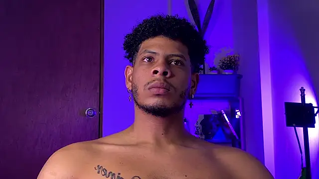 colt_addam live cam on StripChat