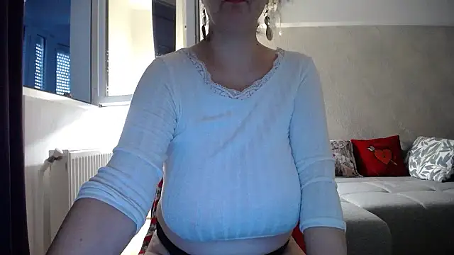 Mary_x webcam