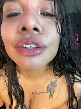 Rashell1_Queen live cam preview