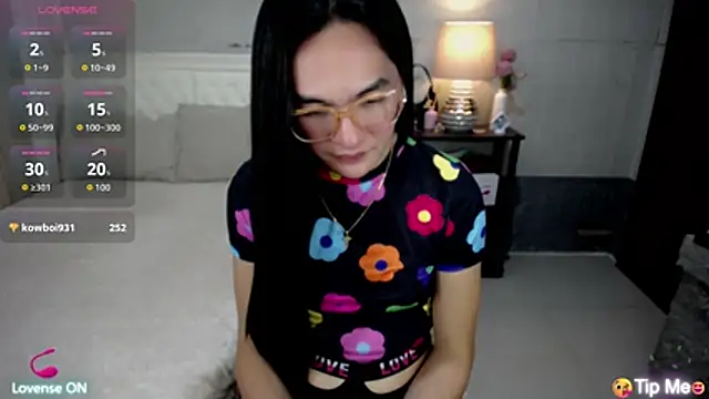 AsianSweetHeartxX webcam
