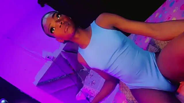 Keily_Tsx1
