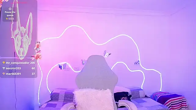 Alloykitten webcam