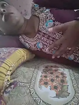 Paakhi-Singh webcam