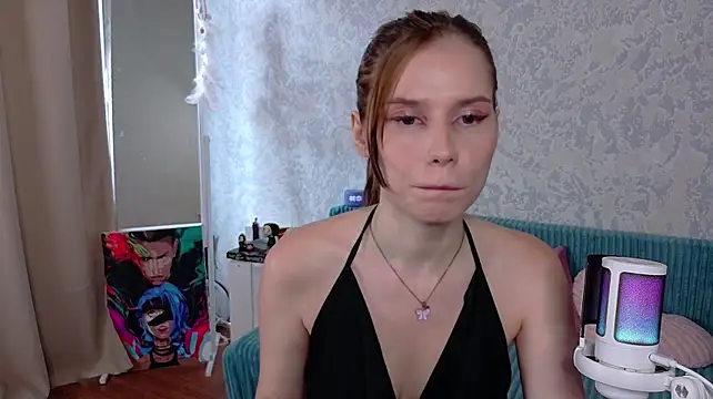 CleoBloom_ webcam