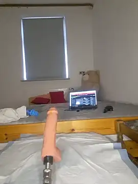 VelvetRose77 webcam