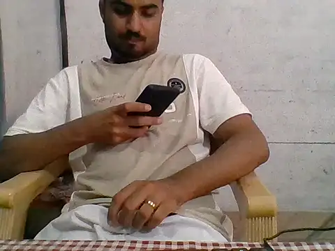 Rooh_afza_22 live cam on StripChat