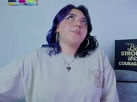 Blueberry_gothic webcam