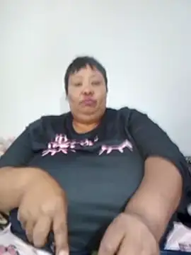 nancy111 live cam on StripChat