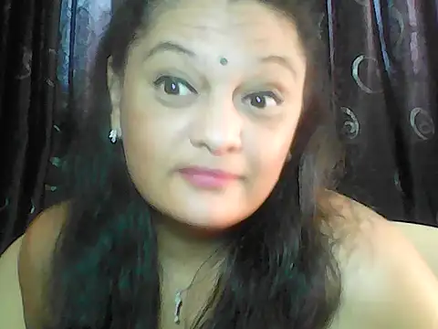 sweetnessangel live cam on StripChat