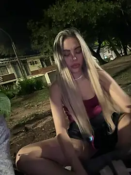 lindaandtony