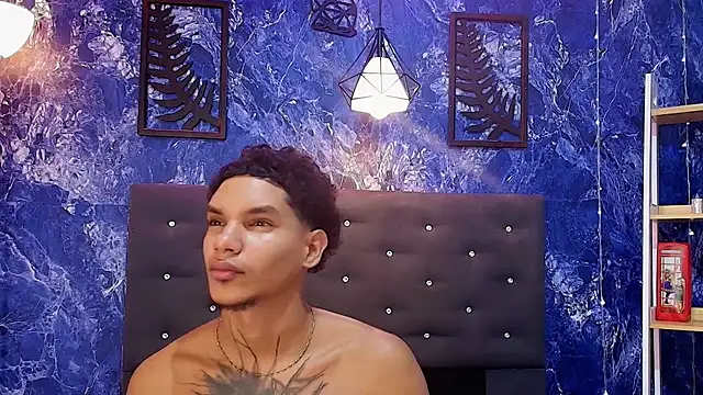 kai_storm77 live cam on StripChat