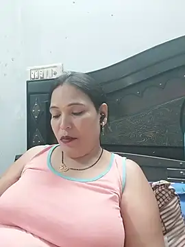 Poojabhabi101 webcam