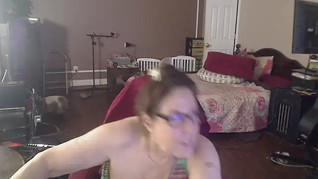 Ireallysquirt webcam