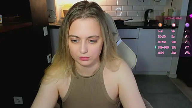 blonde_kellyy