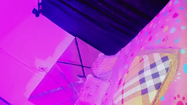 Keily_Tsx1 webcam