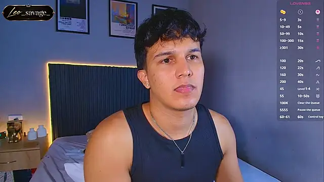 Leo_Savage_ webcam