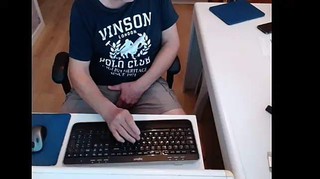 dutchpornking live cam on StripChat