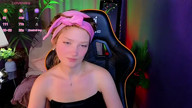 Your_lilith_ live cam on StripChat