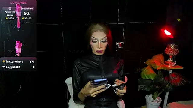 limitlessgoddes_mistress webcam