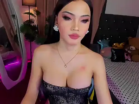Model: RueLoove69