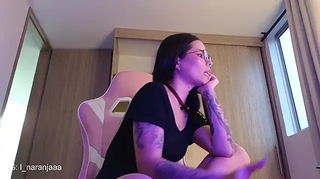 nara_lyn1 live cam preview