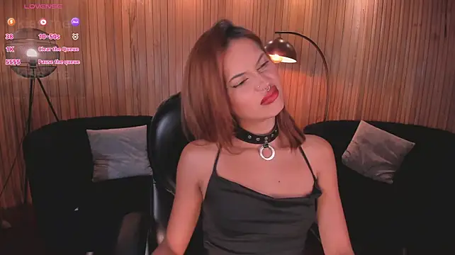 KayraLanne webcam