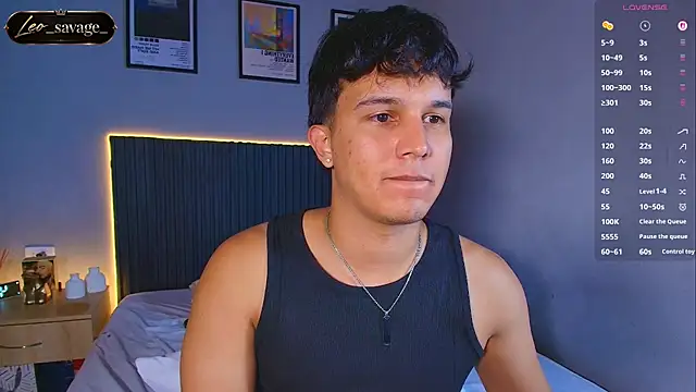 Leo_Savage_ webcam
