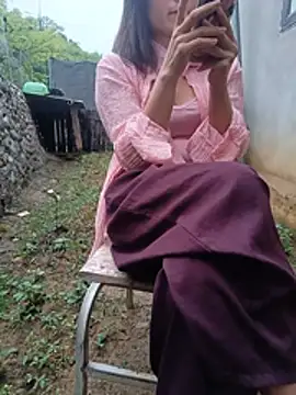 Linda-yiyi webcam