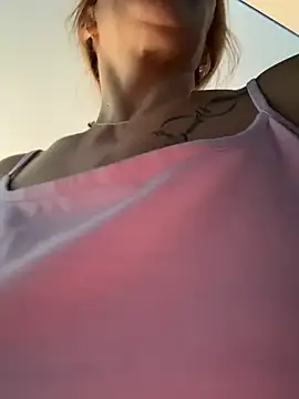 Hot-Milf4U webcam