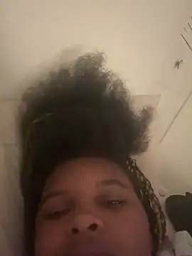 calivue2006 live cam on StripChat