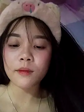 Baa-bee22 webcam