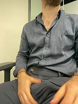 speddy34 live cam on StripChat
